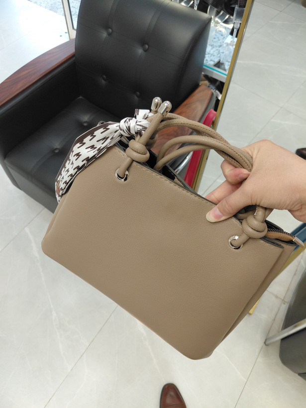 کیف دستی زنانه چرم مدل ست شال