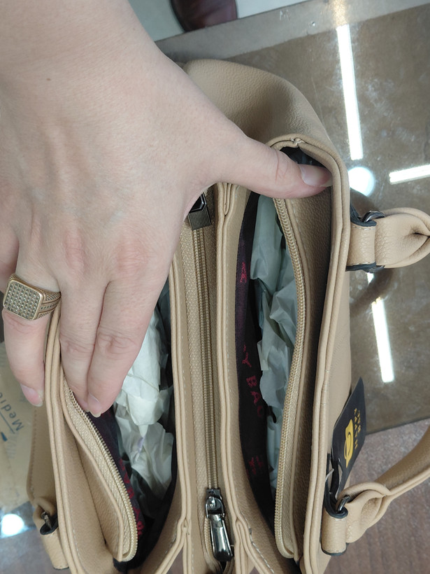 کیف زنانه دستی هپی بگ مدل ۳زیپ