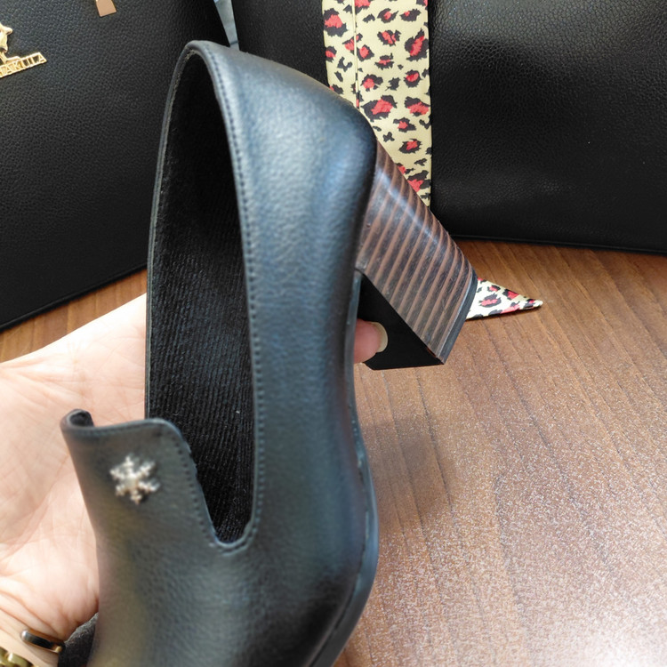 کفش زنانه طبی اداری شیک مدل پاشنه چوبی