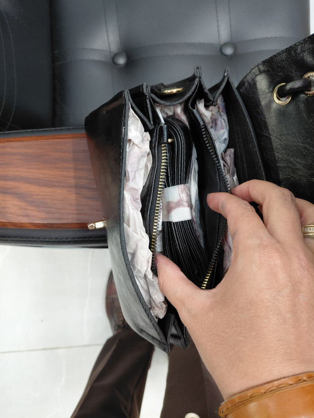 ست کیف و کفش زنانه چرم چروک کیف الفا کالج پاشنه چوبی عکس 10